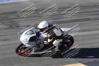 media/Jan-16-2026-CVMA Friday Practice (Fri) [[6f2bf47531]]/5-Racer 4-Trackday1/Session 2 (Bowl)/